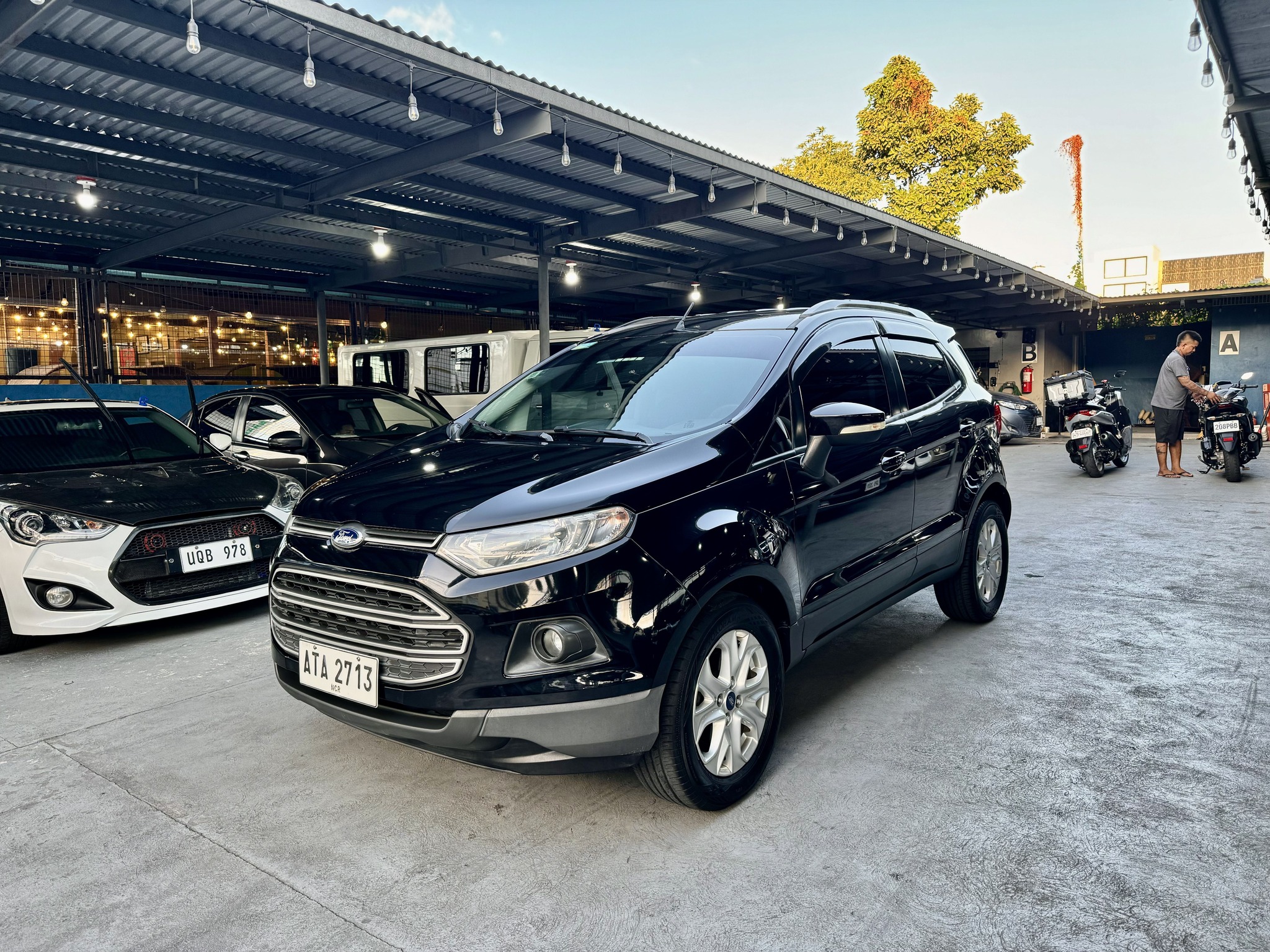 2015 Ford Ecosport Automatic Gas SUPER FRESH 41,000 Kms only original!